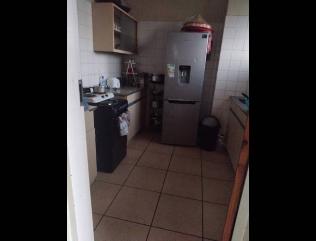 1 BEDROOM APARTMENT FOR SALE IN PRETORIA WEST